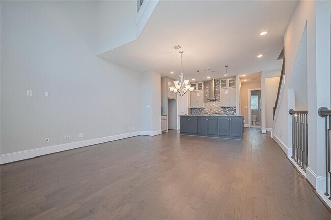 Building Photo - 11007 Acorn Falls Dr