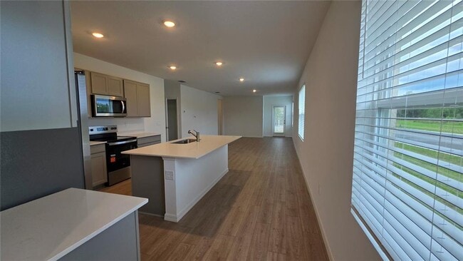 Building Photo - 4075 LIMEKLIN FALLS Loop