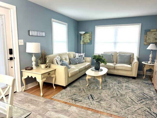 Building Photo - 117 N Wilson Ave