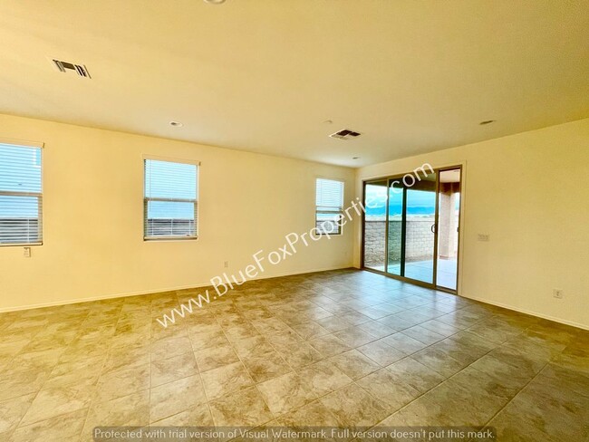 Building Photo - 6379 E Calle Hora Cero