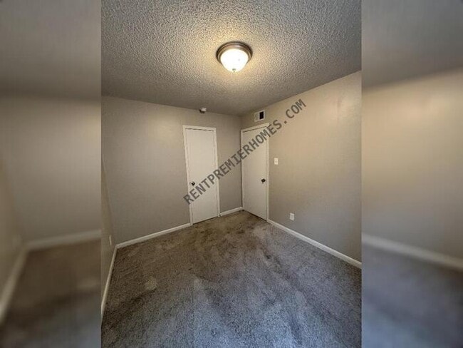 Building Photo - 1301 Liberty Dr