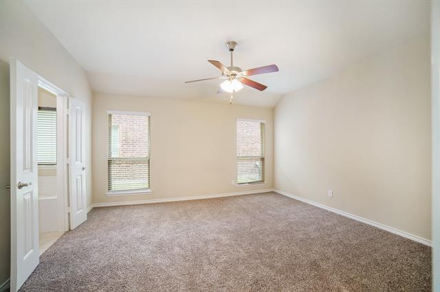 Building Photo - 2104 Lake Pine Dr