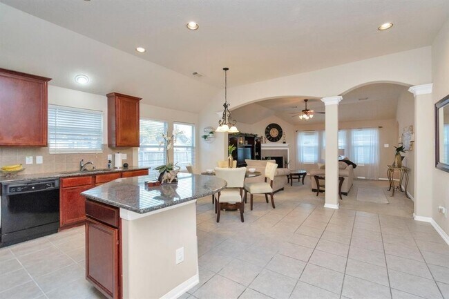 Building Photo - 19107 Mustang Pointe Ln
