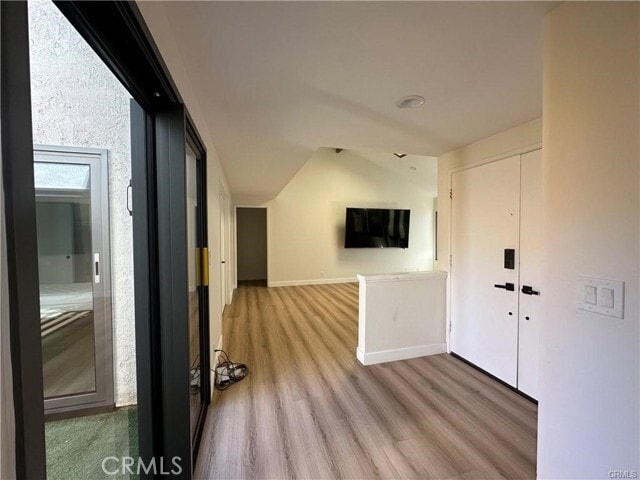 Building Photo - 6 Blackswan
