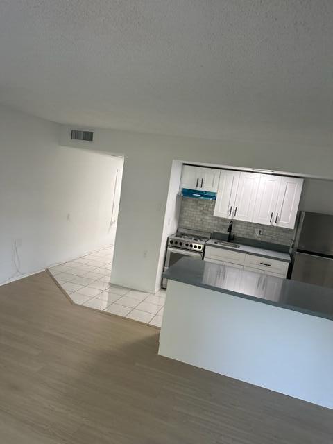 Building Photo - 1204 Bahama Bend