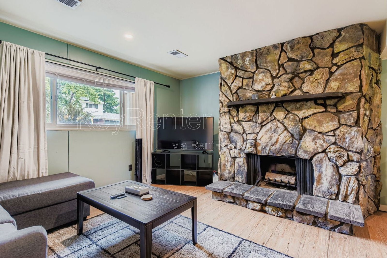 Building Photo - 2796 S Quay Way