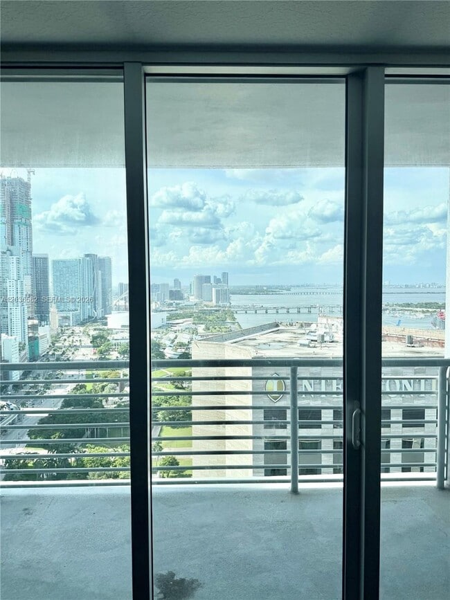 Building Photo - 335 S Biscayne Blvd
