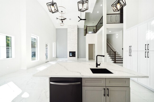 Building Photo - 75 Wick Willow Rd