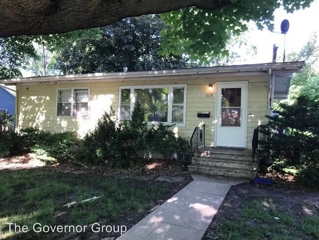 Primary Photo - 2 Bedroom/1 Bathroom in Iowa City - East Side