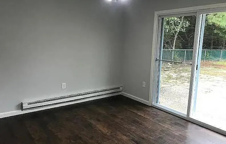Building Photo - 135 Bayshore Dr