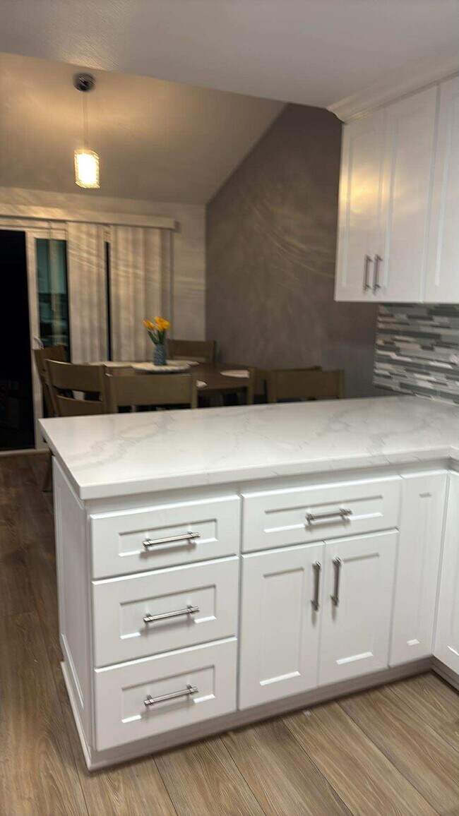 Building Photo - 1680 Gamay Cir