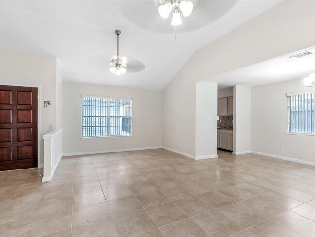 Building Photo - 13515 Wimbledon Oaks Dr