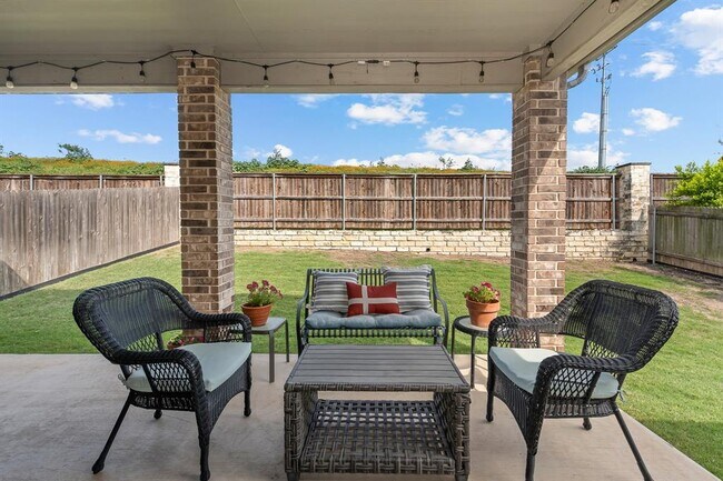 Building Photo - 7813 Peccary Dr