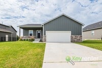 Building Photo - 5 Bedroom 3 Bath Home close to schools and...