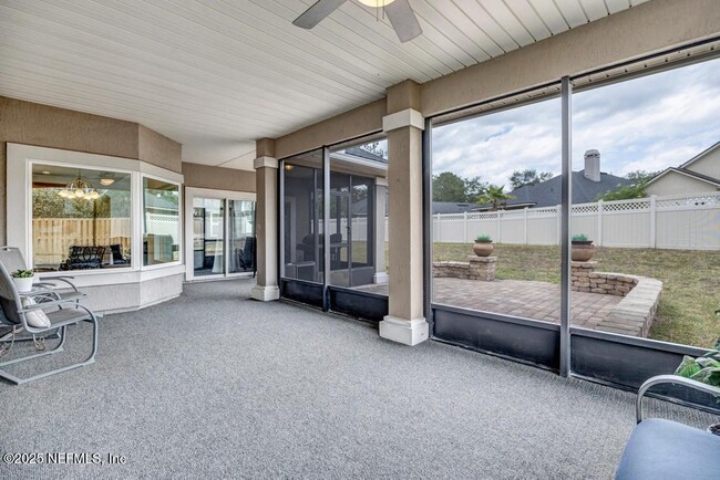 Building Photo - 624 Headwaters Ln