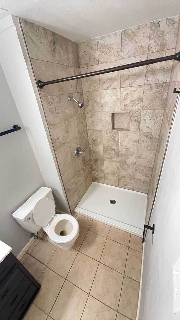 Building Photo - Beautiful 3 Bedroom House in Plano
