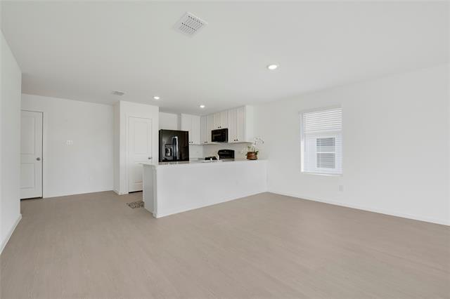 Building Photo - 7925 Clements St