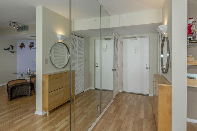 Building Photo - 400 Ocean Trail Way
