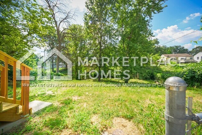 Building Photo - 312 Banff Cir