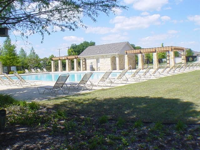 Building Photo - 209 Bird Creek Dr