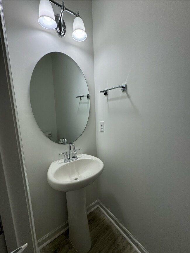 Building Photo - 709 Bellmouth Rd