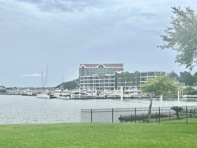 Building Photo - 308 Pinnacle Cove Ct