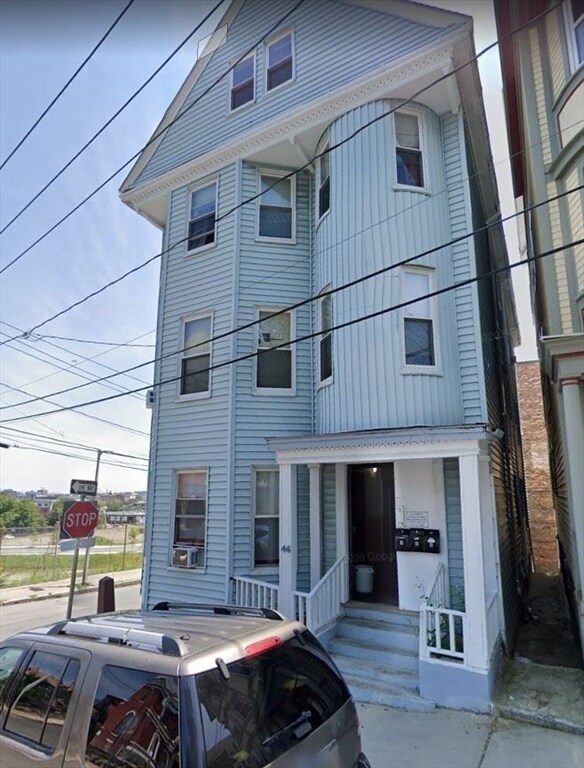 Building Photo - 46 Lambert Ave