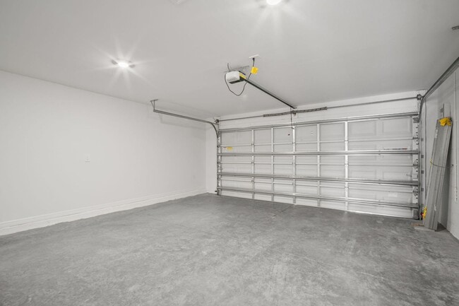 Building Photo - 17633 Paradiso Wy