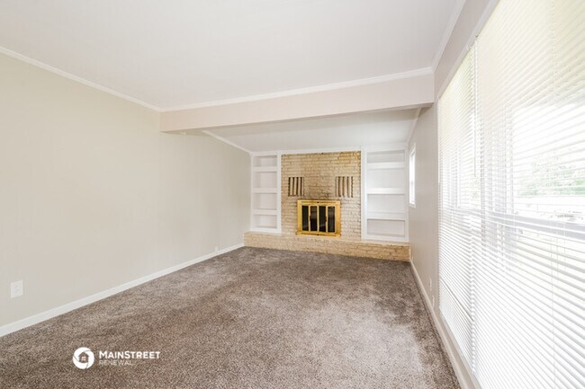 Building Photo - 9150 Harold Dr