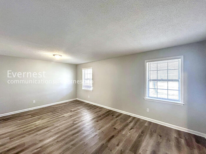 Building Photo - 3500 Panbrook Cove