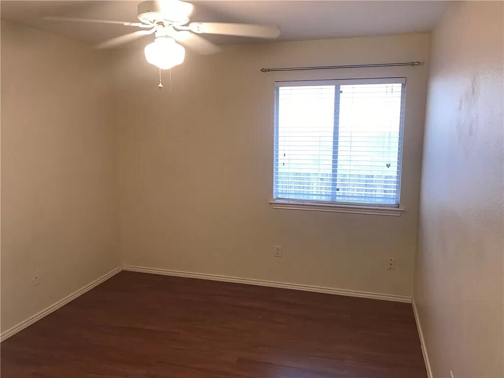 Building Photo - 1204 Machado Rd