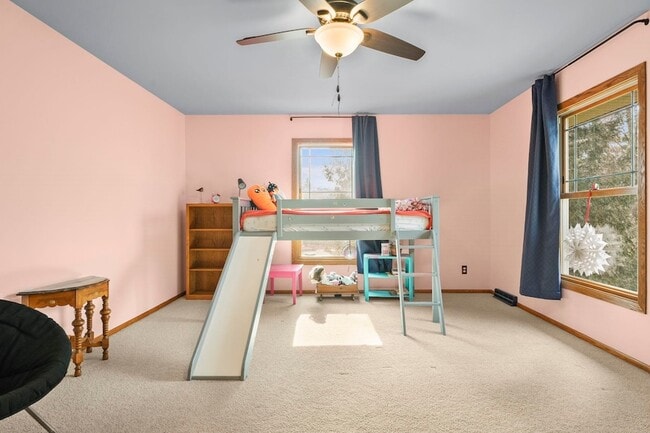 Building Photo - 310 Yosemite Trail