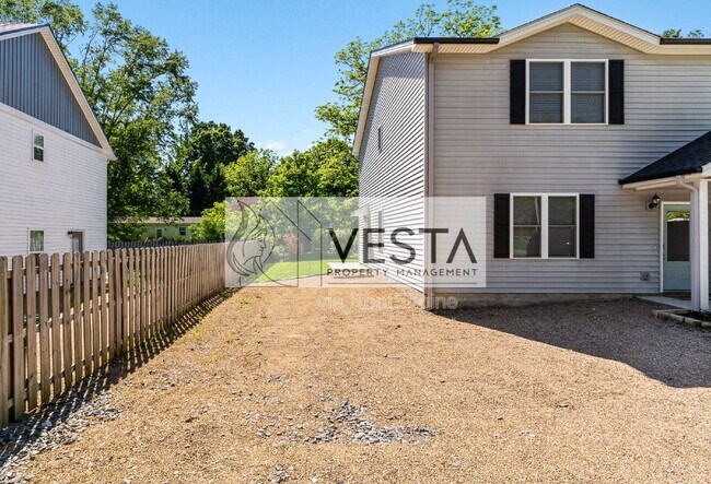 Building Photo - 12 Riddle Rd