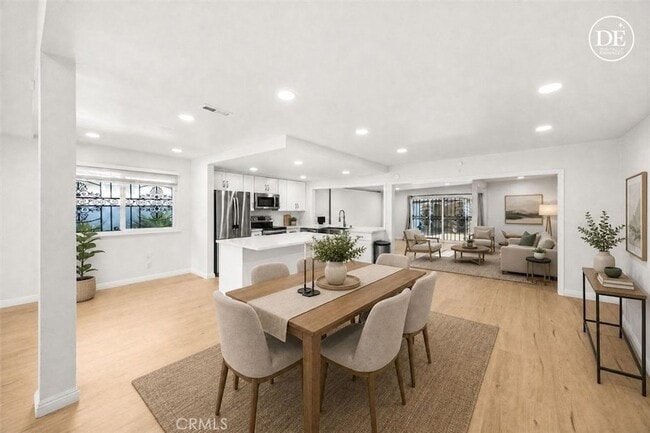 Building Photo - 13509 Destino St