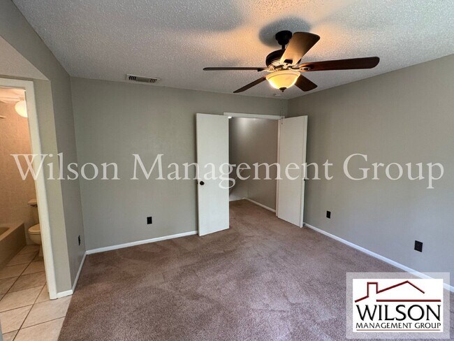 Building Photo - 4863 Walden Cir