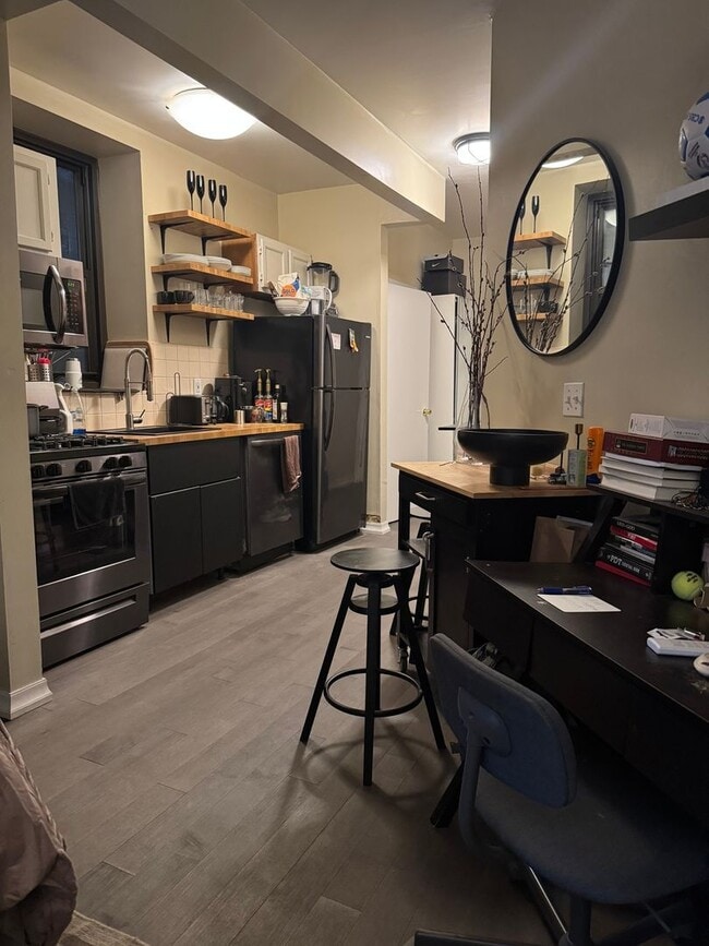 Building Photo - 80 St Nicholas Ave