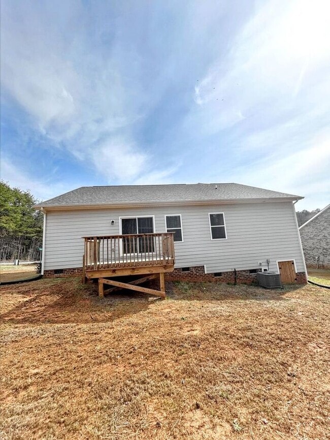 Building Photo - 8149 Long Island Rd