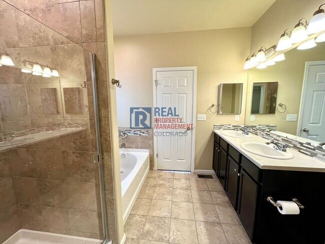 Building Photo - 8107 Chasewood Loop