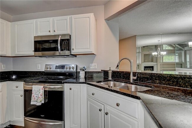 Building Photo - 2768 Mulberry Loop