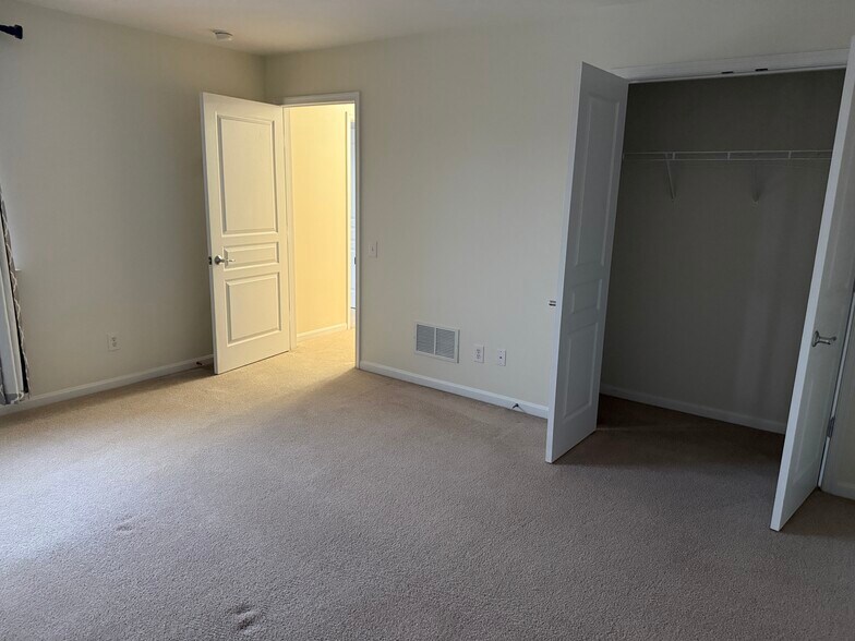 Bedroom 3 - 5263 Blue Sky Dr