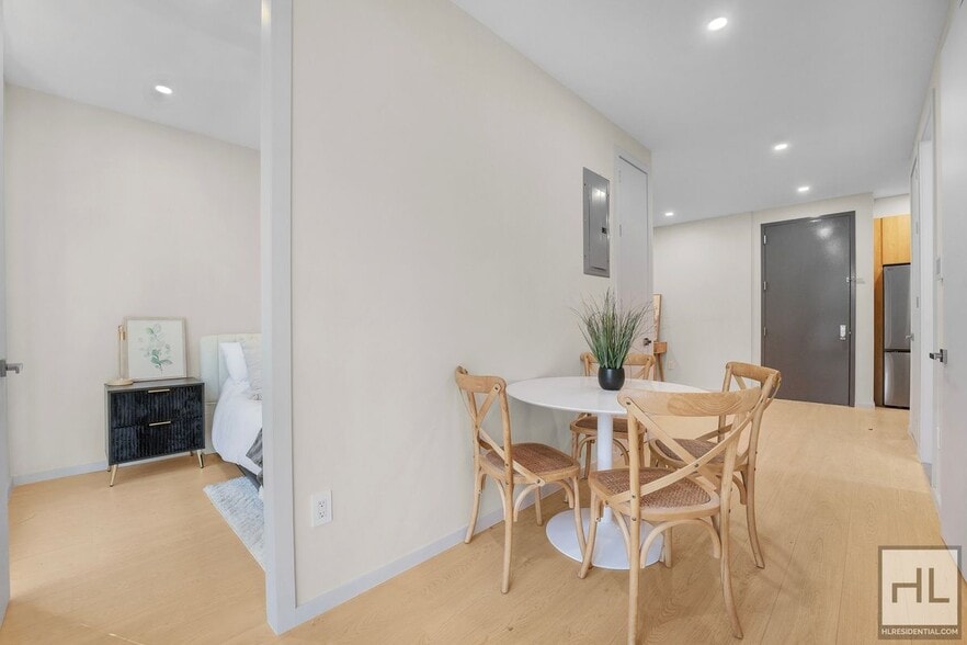 Building Photo - Frost Street #2