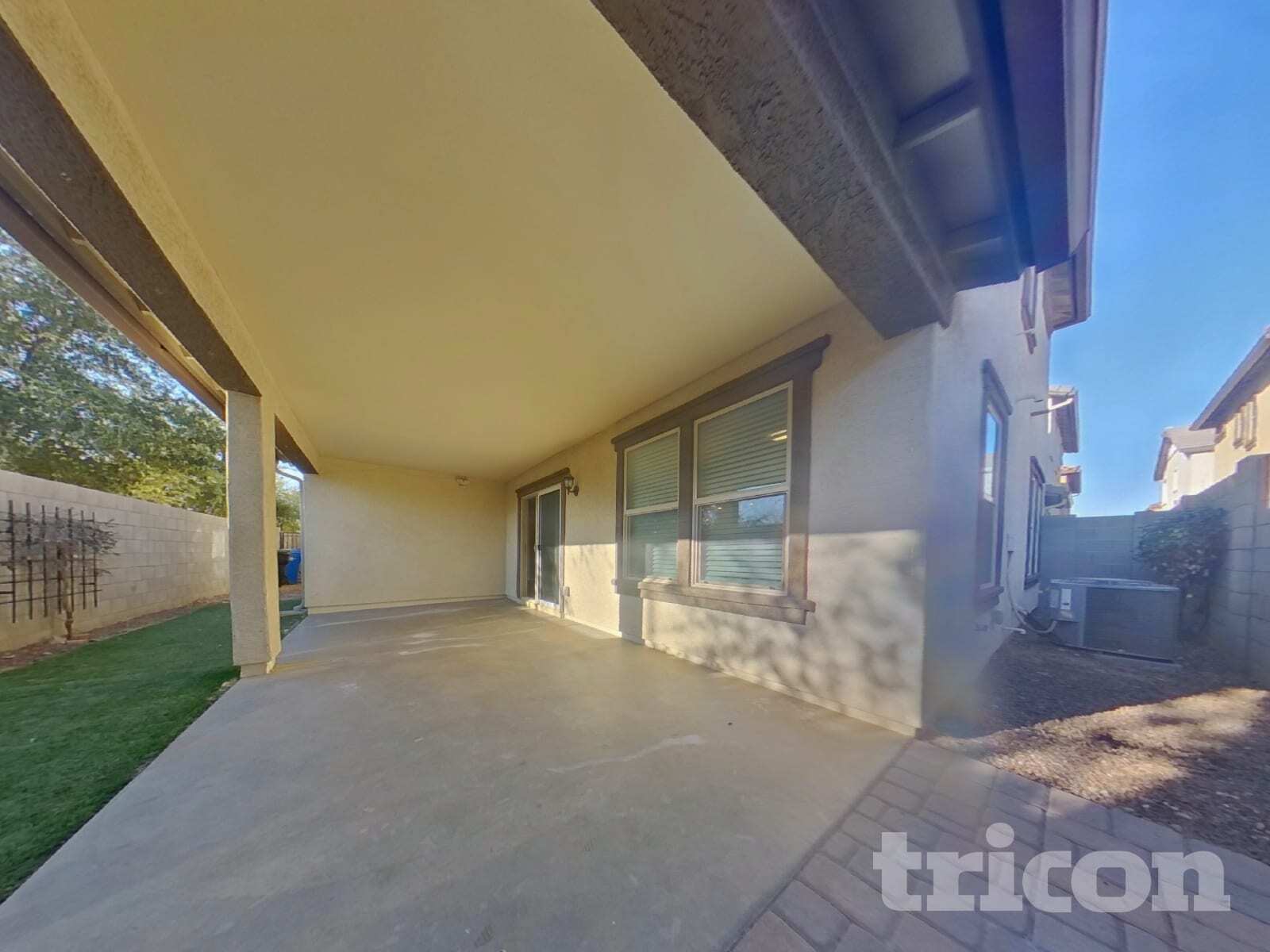 Building Photo - 11641 N 165th Ln