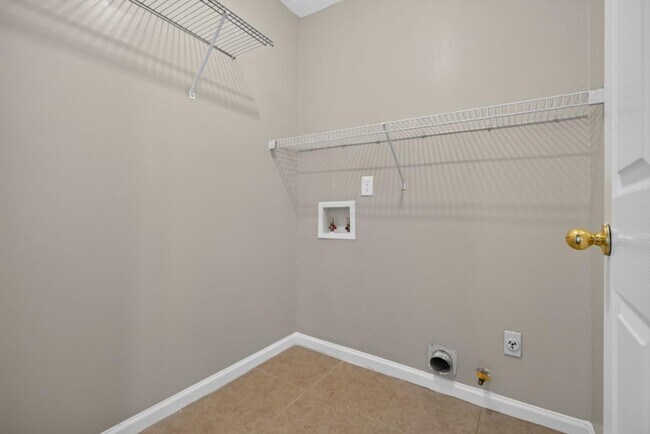 Building Photo - 2949 Weston Brook Ln