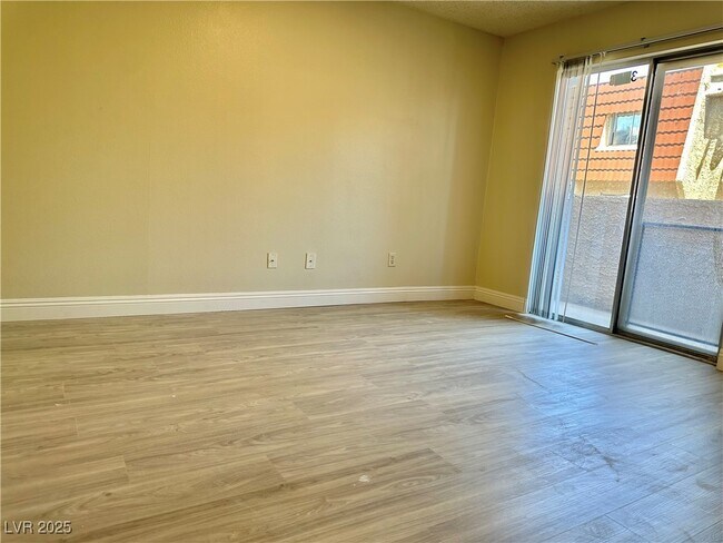 Building Photo - 3591 Arville St