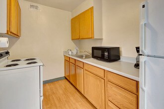 Mendenhall Tower Apartments - Kitchen - Mendenhall Tower