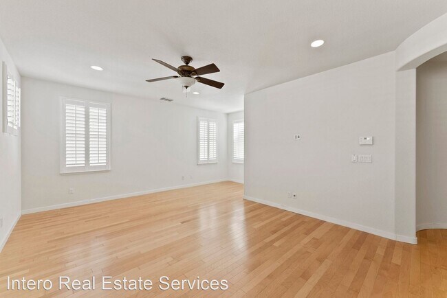 Building Photo - 4 br, 2.5 bath House - 4193 Stewart Lane
