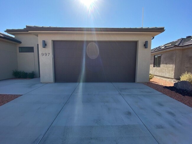 Building Photo - Green Springs Home near Golf Course and Sh...