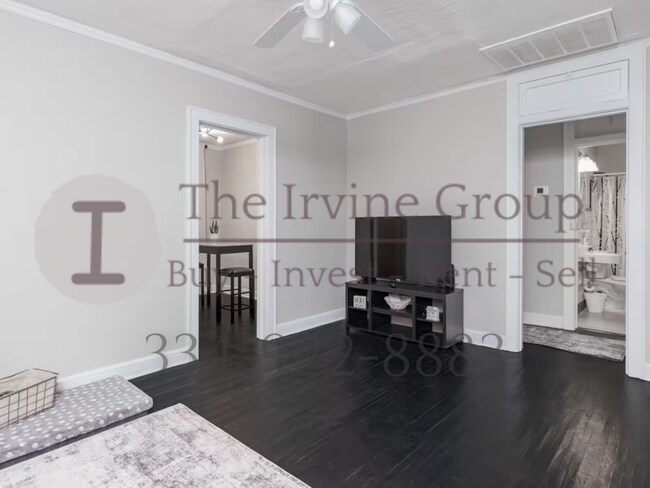Building Photo - 2107 Felder Terrace