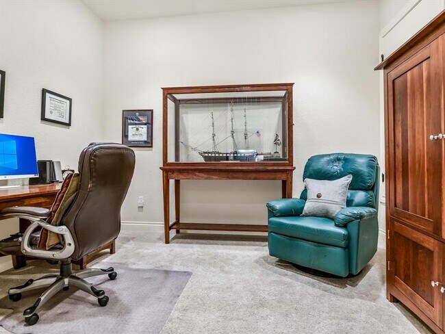 Building Photo - 102 Bella Toscana Ave