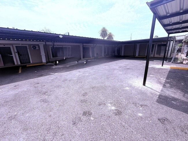 Primary Photo - 3315 San Agustin Ave